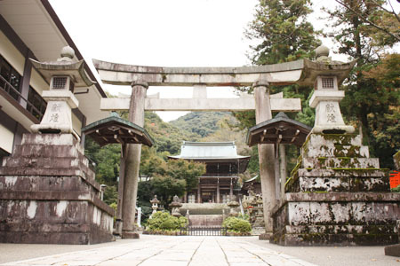 伊奈波神社