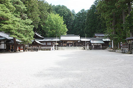 飛騨一宮水無神社