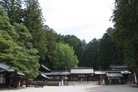 飛騨一宮水無神社