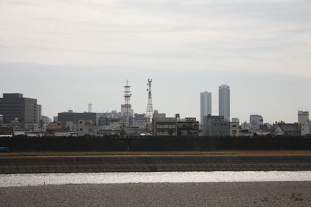 高橋尚子ロードと岐阜の町と長良川