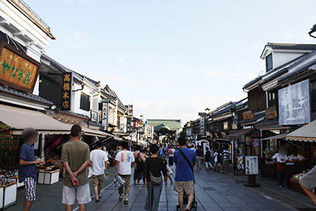 信州善光寺の参道